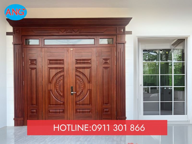 cửa thép vân gỗ 4 cánh